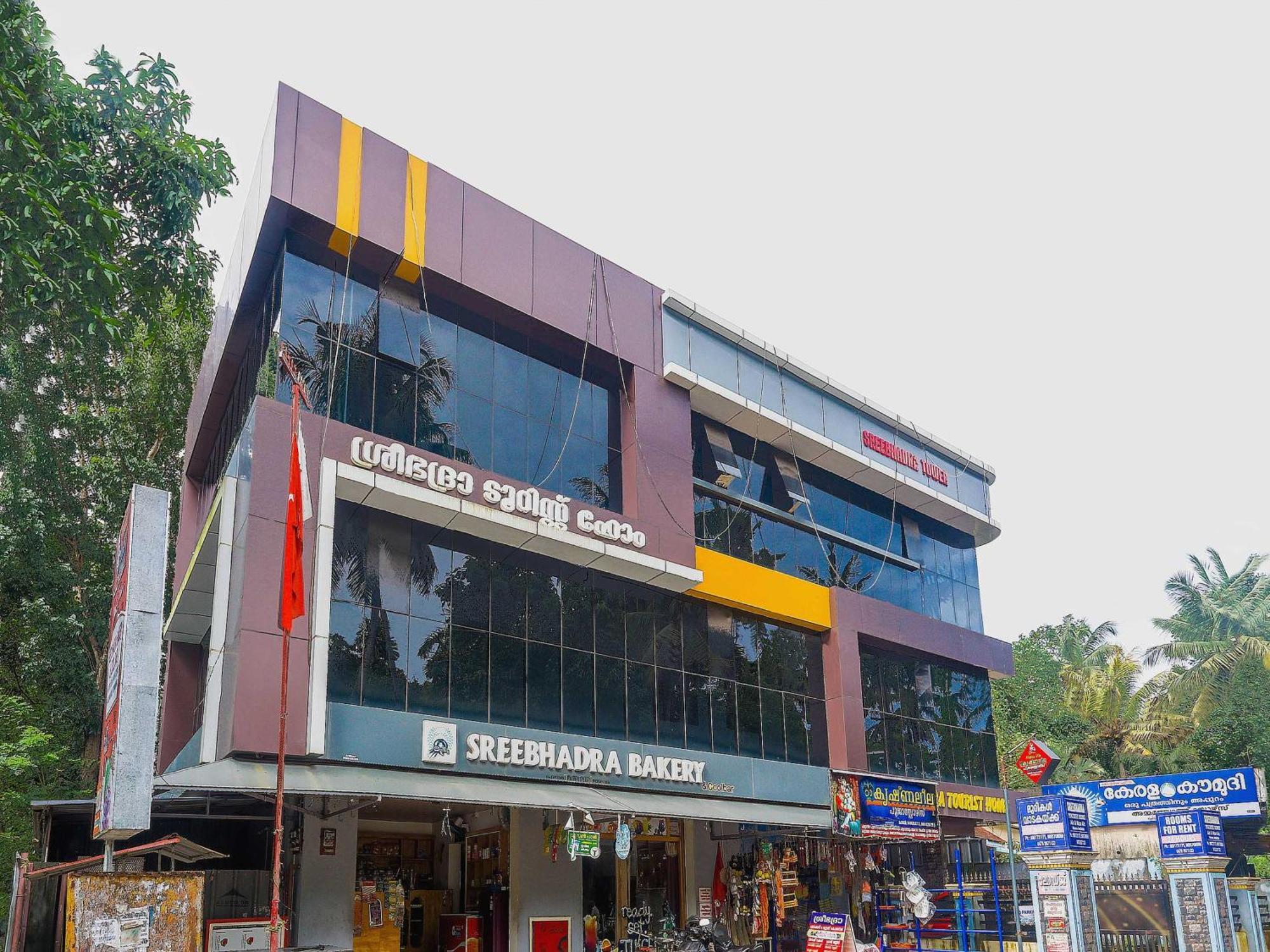 Hotel O Sree Bhadra Tourist Home Kollam Bagian luar foto